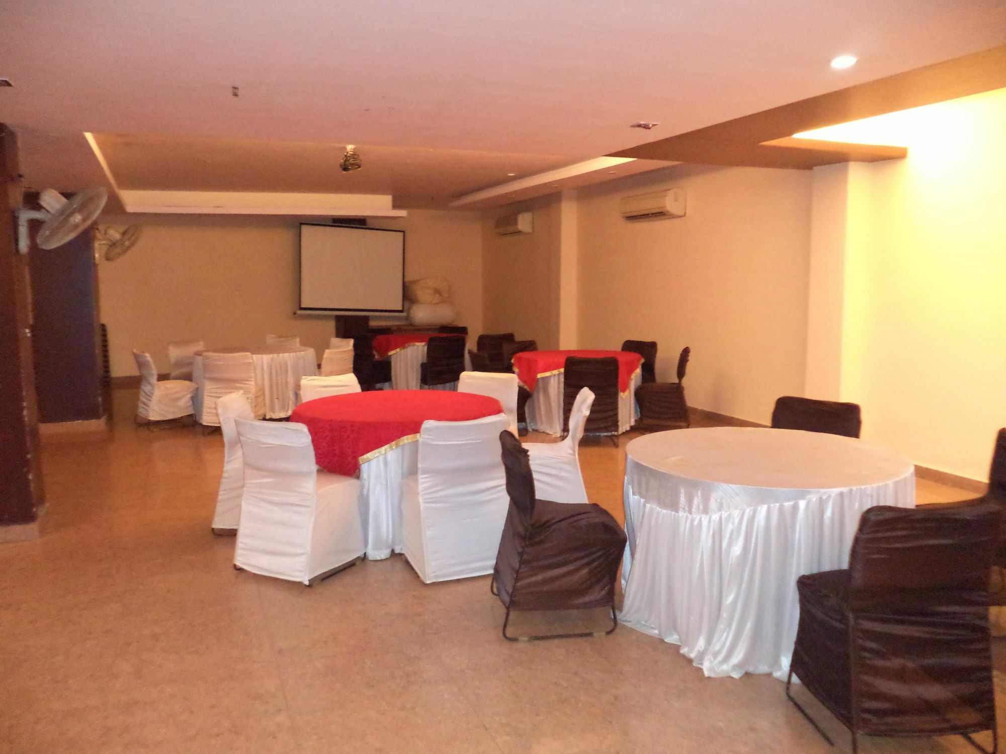 Hotel O Kochar Plaza Delhi  Luaran gambar